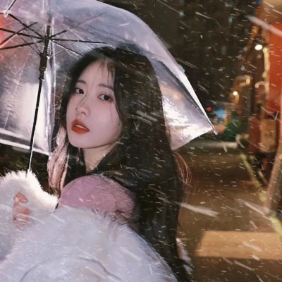 女仁医